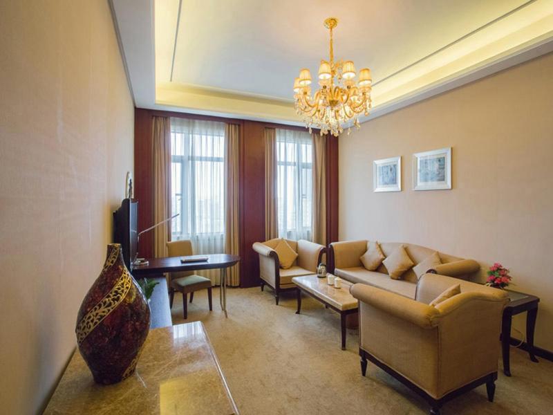 Vienna Hotel Lufeng Peopole Road Exterior foto